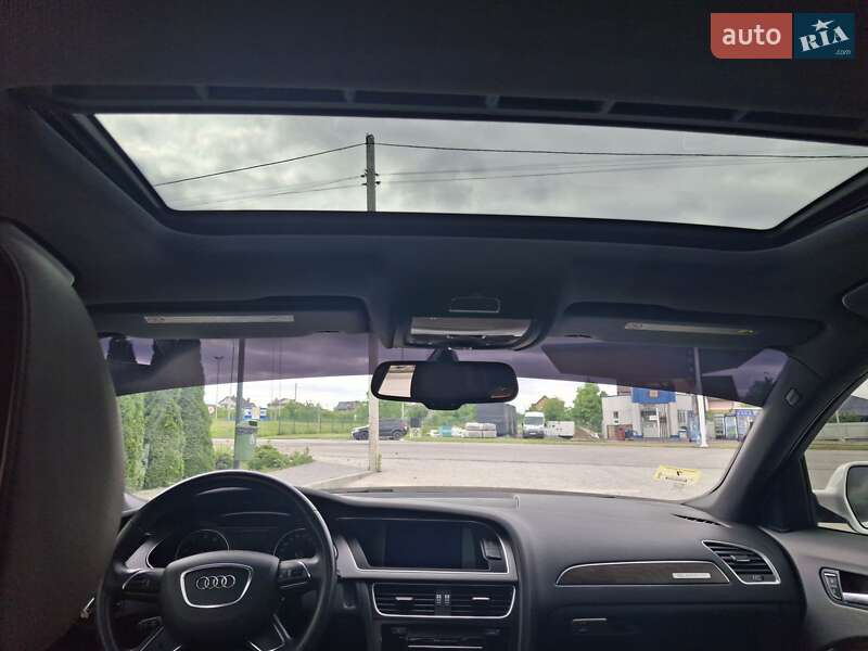 Седан Audi A4 2013 в Каменец-Подольском