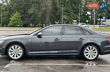 Седан Audi A4 2018 в 