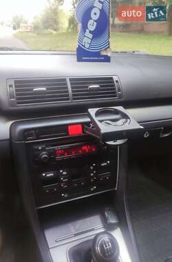 Седан Audi A4 2002 в 