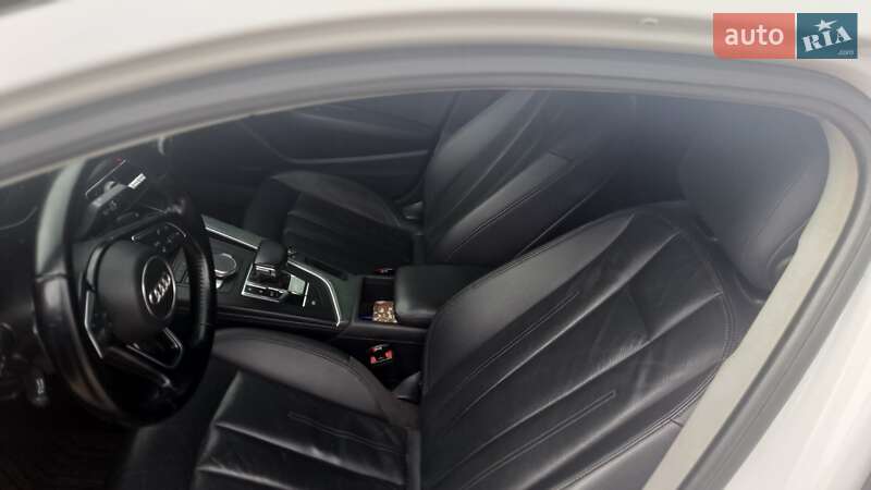 Седан Audi A4 2017 в Балте