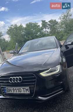 Седан Audi A4 2015 в 