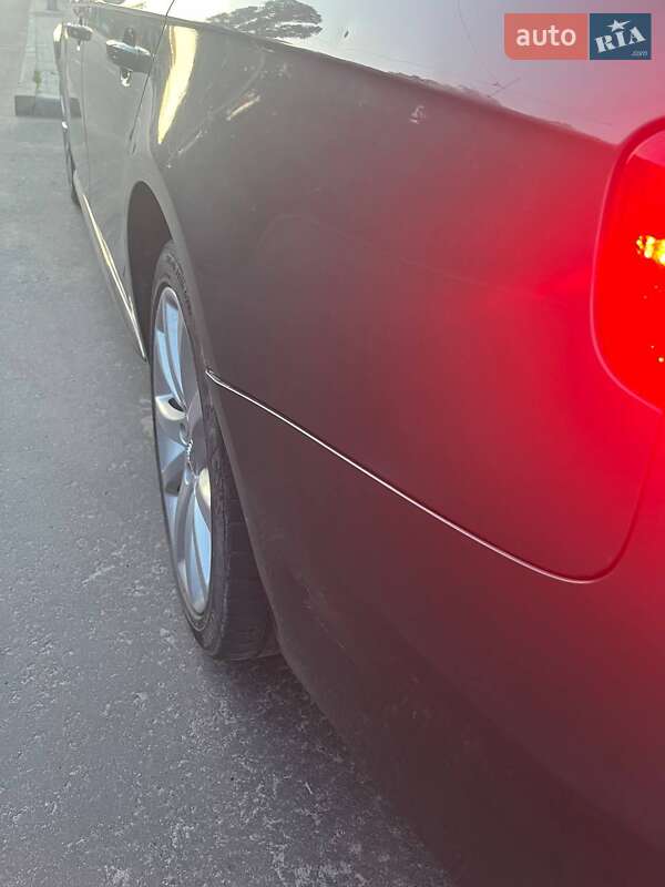 Седан Audi A4 2013 в Киеве