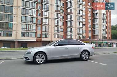 Седан Audi A4 2012 в 