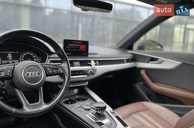 Седан Audi A4 2017 в 