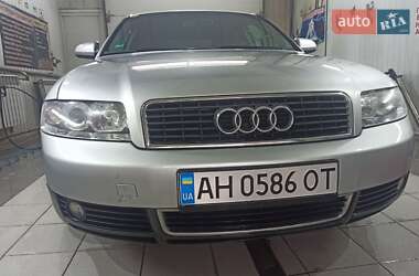 Седан Audi A4 2001 в 
