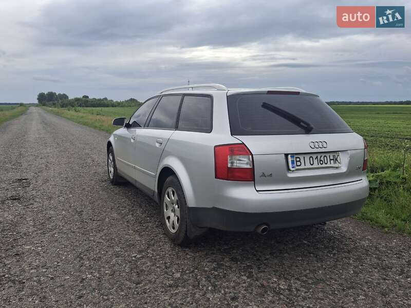 Универсал Audi A4 2003 в Ромнах