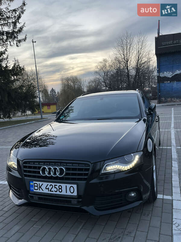 Audi A4 2011