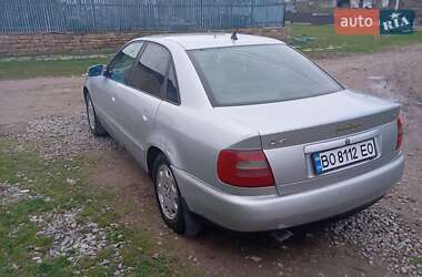 Седан Audi A4 1999 в 