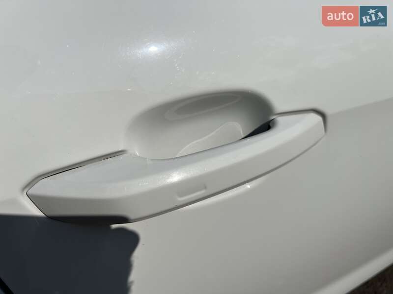 Универсал Audi A4 2021 в Дрогобыче