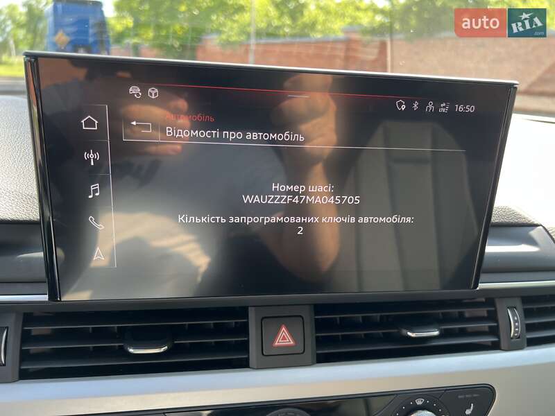 Универсал Audi A4 2021 в Дрогобыче