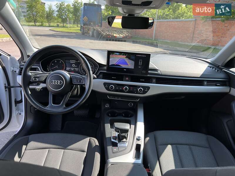 Универсал Audi A4 2021 в Дрогобыче