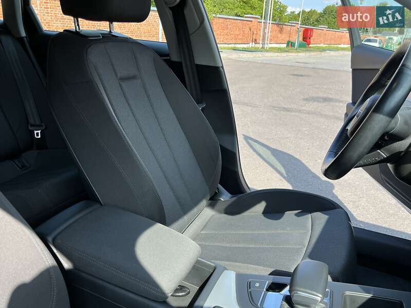 Универсал Audi A4 2021 в Дрогобыче