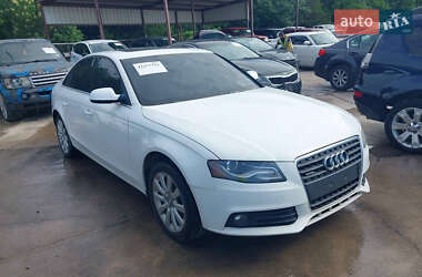 Седан Audi A4 2012 в Ивано-Франковске