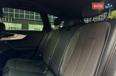 Универсал Audi A4 2018 в 