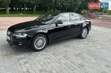 Седан Audi A4 2014 в Овруче