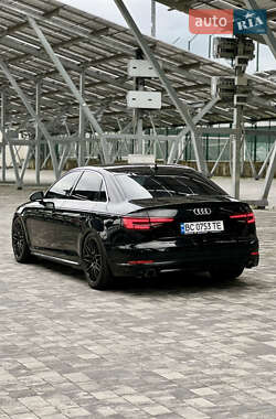 Седан Audi A4 2016 в 