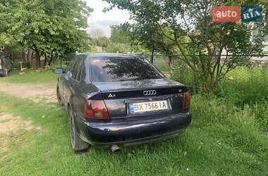 Седан Audi A4 1995 в 