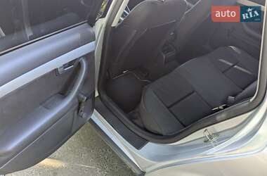 Универсал Audi A4 2002 в 