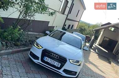 Седан Audi A4 2013 в Львове