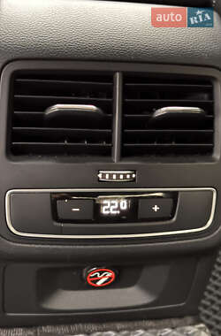Седан Audi A4 2016 в 