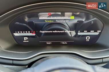 Седан Audi A4 2020 в 