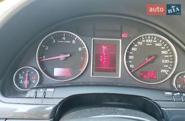 Седан Audi A4 2002 в 