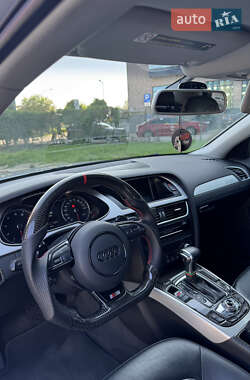 Седан Audi A4 2015 в 