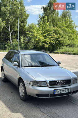 Универсал Audi A4 2000 в 