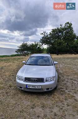 Седан Audi A4 2003 в Запорожье
