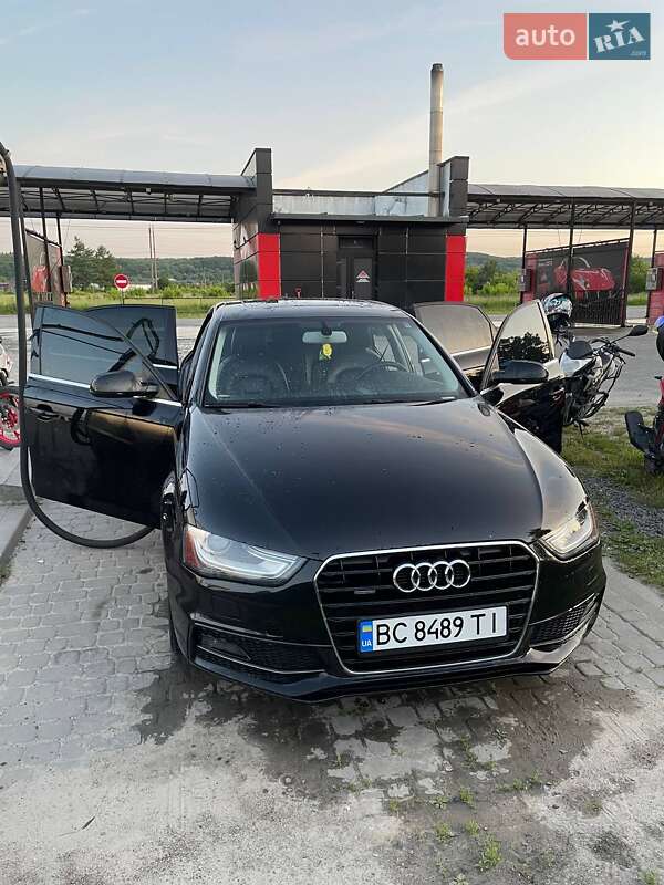 Седан Audi A4 2014 в 