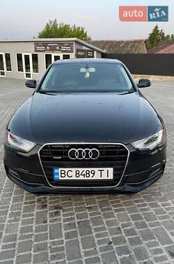 Седан Audi A4 2014 в 