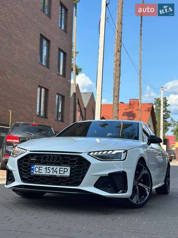 Седан Audi A4 2022 в Киеве