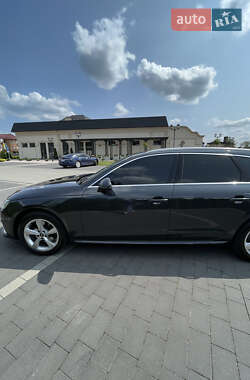 Универсал Audi A4 2021 в Мукачево