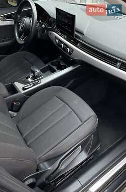 Универсал Audi A4 2021 в Мукачево
