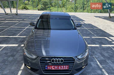 Седан Audi A4 2012 в 