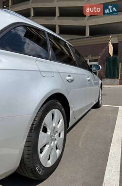 Универсал Audi A4 2013 в 