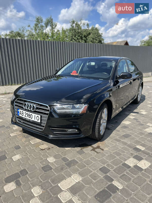 Седан Audi A4 2013 в Тульчине