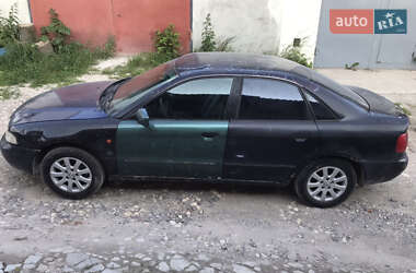 Седан Audi A4 1996 в 
