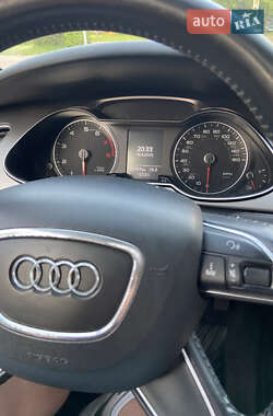 Седан Audi A4 2013 в 