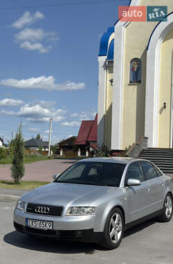 Седан Audi A4 2001 в Звягелі