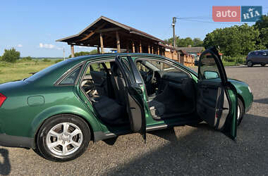 Седан Audi A4 2001 в 
