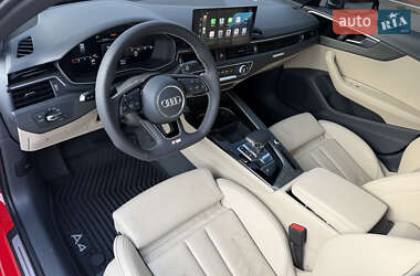 Седан Audi A4 2020 в 