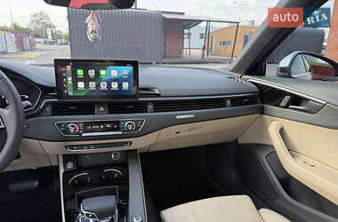 Седан Audi A4 2020 в 