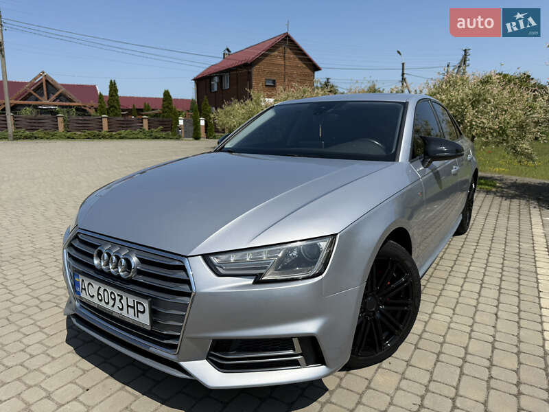 Седан Audi A4 2018 в Луцке
