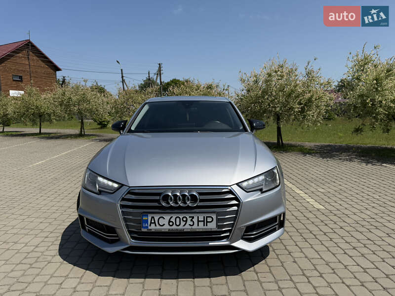 Седан Audi A4 2018 в Луцке