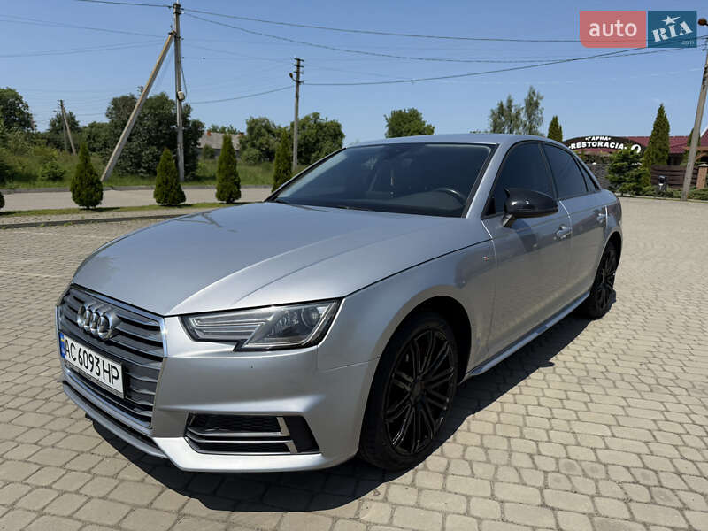 Седан Audi A4 2018 в Луцке