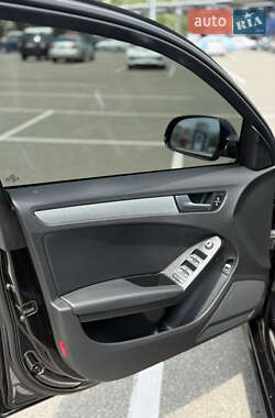 Седан Audi A4 2014 в 