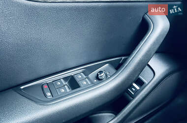 Седан Audi A4 2018 в 