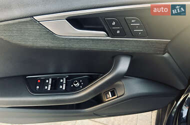 Седан Audi A4 2018 в 