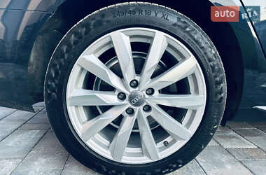 Седан Audi A4 2018 в 